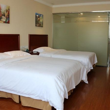 Greentree Inn Tianjin Jinghai Jinqiao International Trade Center Екстериор снимка